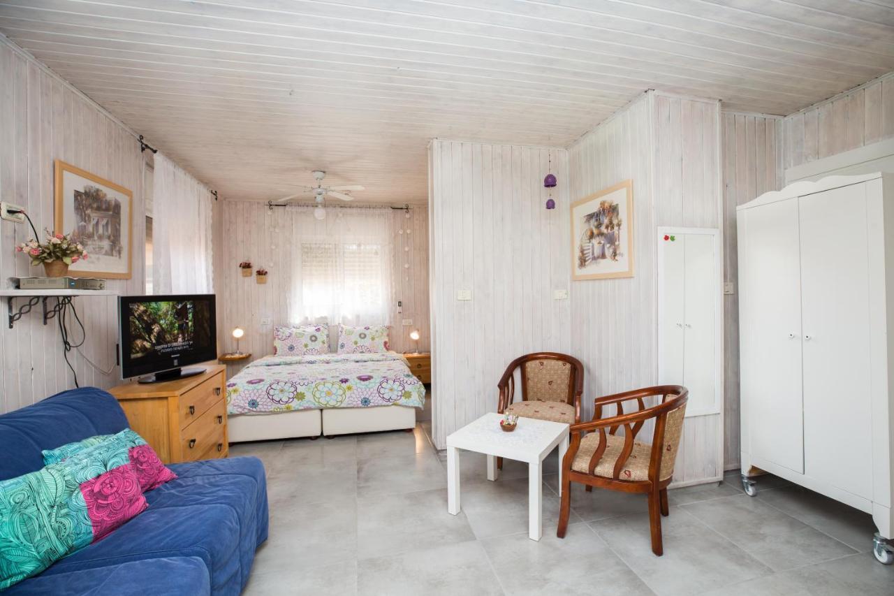 Leyad Hashmura Lodging Yesud HaMa'ala Dış mekan fotoğraf
