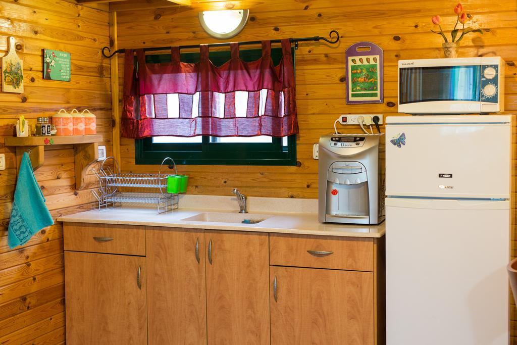 Leyad Hashmura Lodging Yesud HaMa'ala Dış mekan fotoğraf