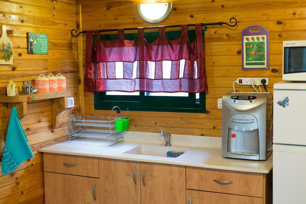 Leyad Hashmura Lodging Yesud HaMa'ala Dış mekan fotoğraf