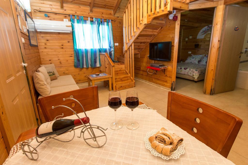 Leyad Hashmura Lodging Yesud HaMa'ala Dış mekan fotoğraf