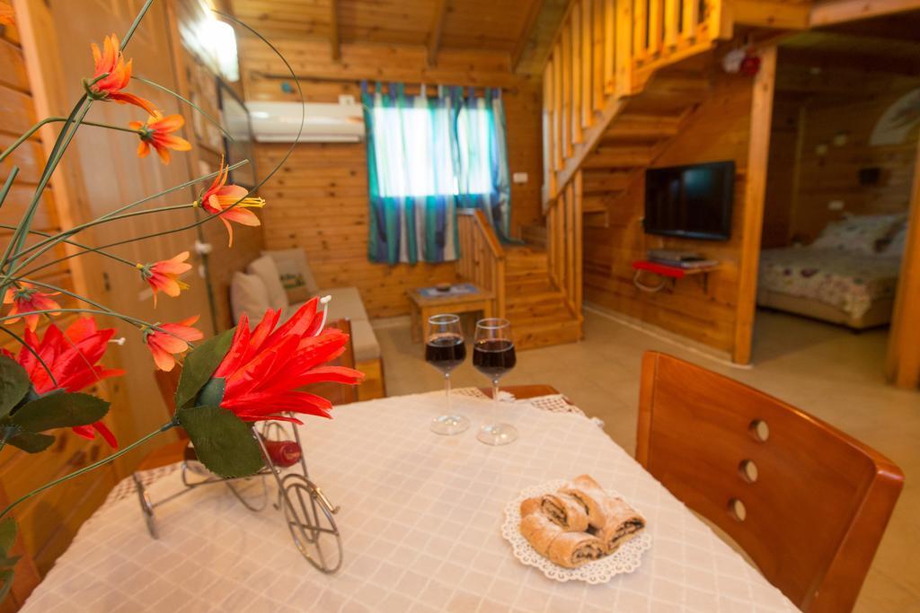 Leyad Hashmura Lodging Yesud HaMa'ala Dış mekan fotoğraf