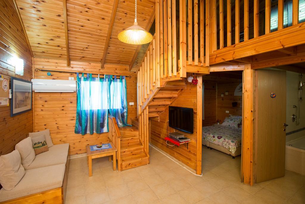 Leyad Hashmura Lodging Yesud HaMa'ala Dış mekan fotoğraf