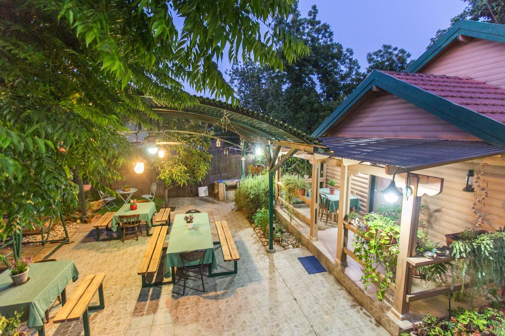 Leyad Hashmura Lodging Yesud HaMa'ala Dış mekan fotoğraf