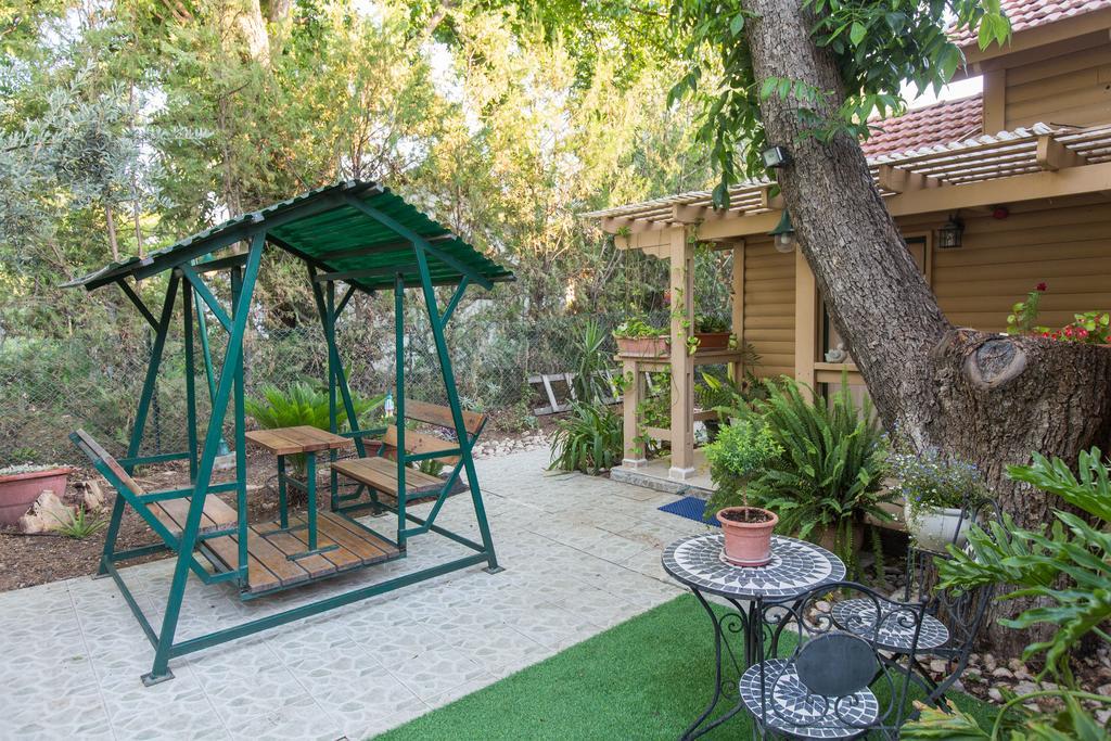 Leyad Hashmura Lodging Yesud HaMa'ala Dış mekan fotoğraf
