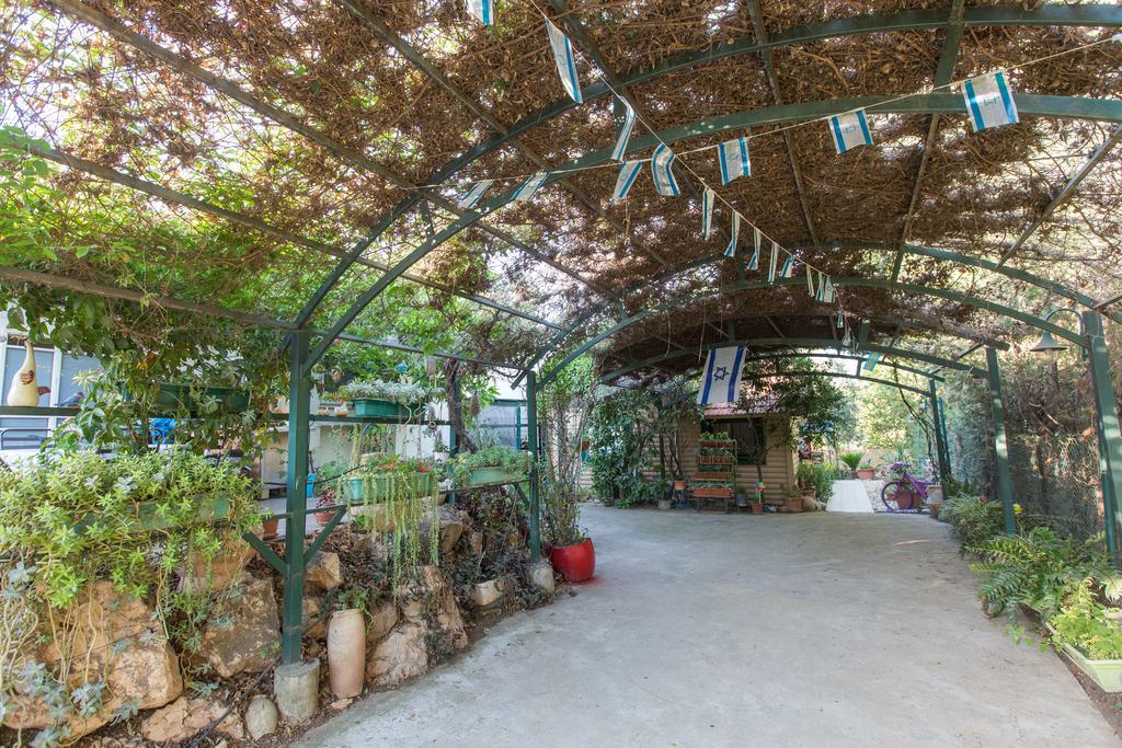 Leyad Hashmura Lodging Yesud HaMa'ala Dış mekan fotoğraf